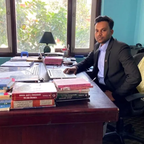 Advocate Mr. Krishna Pal